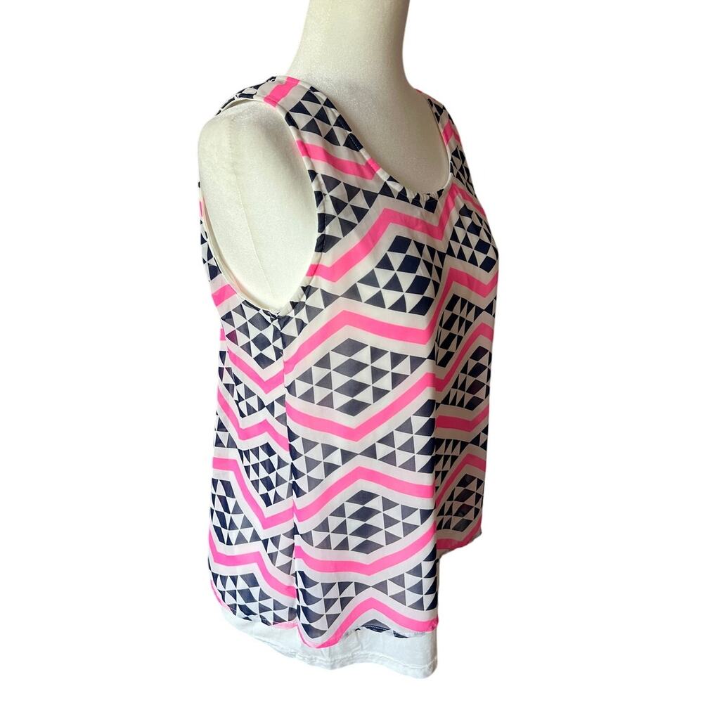 C. Luce 90s/Y2k Layered Graphic Tank Womens Size M Pink and Navy Geometric Print